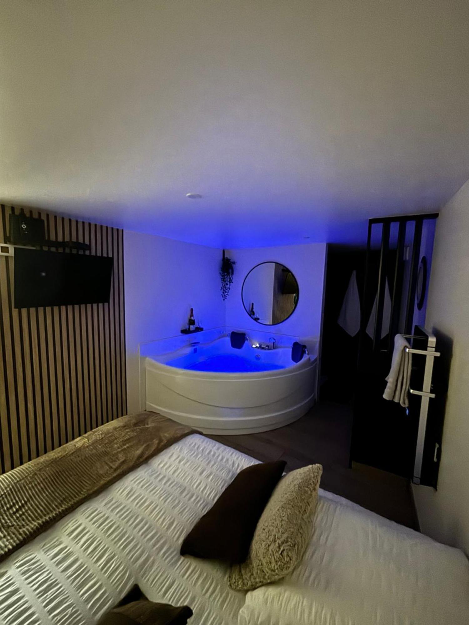 לנגרס Tiny Room מראה חיצוני תמונה