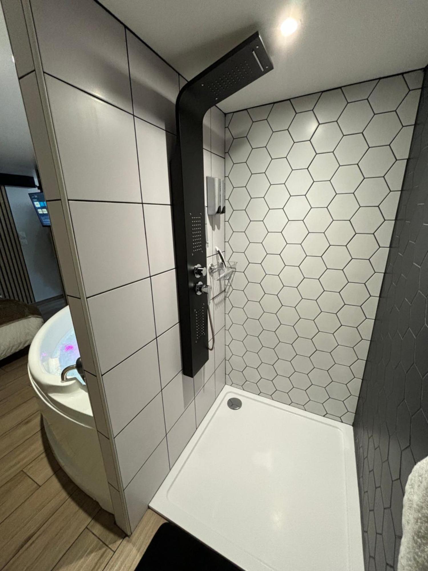 לנגרס Tiny Room מראה חיצוני תמונה